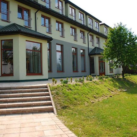 Hotel Dyminy Kielce Esterno foto